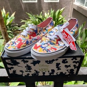 BRAND NEW/UNWORN Vans Disney Princess Authentic's - Tags Attached